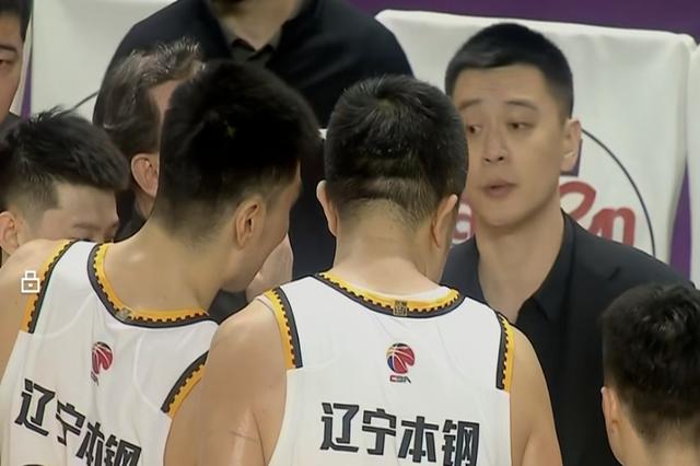 开云体育登录-广州男篮惊险胜利，连续两场摘下胜利的简单介绍