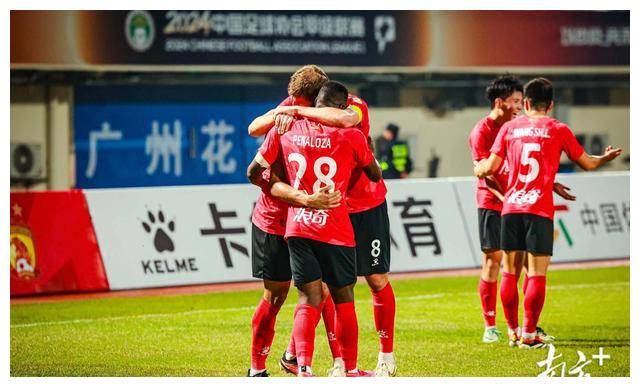 广州队夺回领先地位，取得胜利