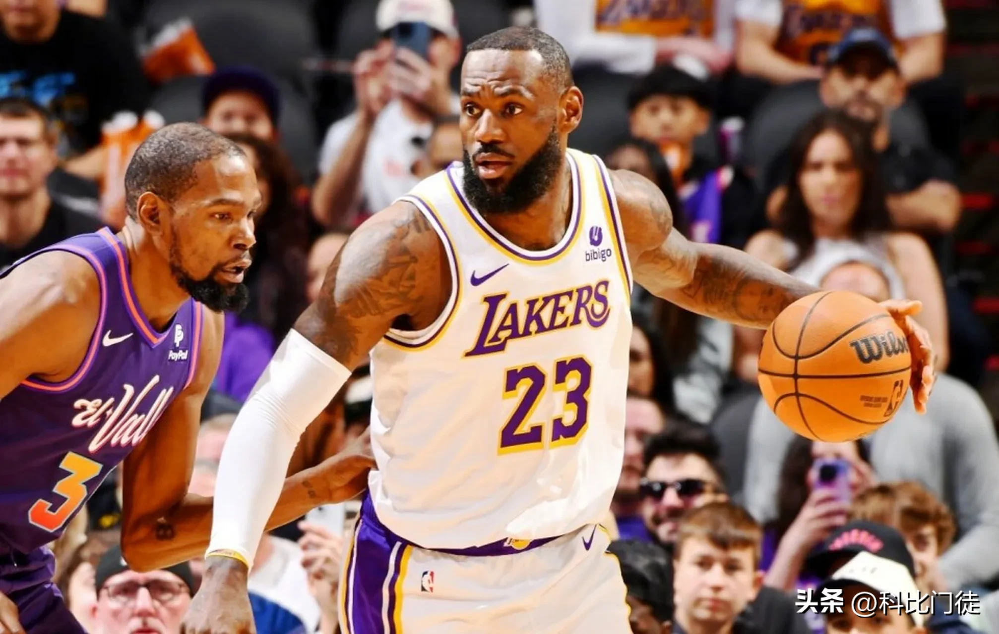 湖人逆转凯尔特人，詹姆斯率队奏胜利