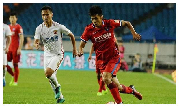 包含上港后防失误致失利，教练组反思的词条